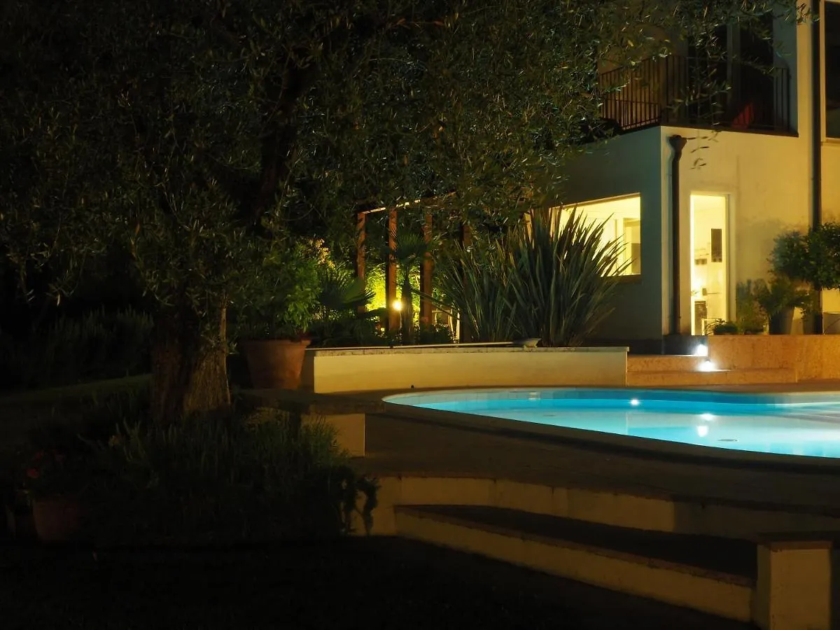 Fair Garden Apartment Bardolino 0*,
